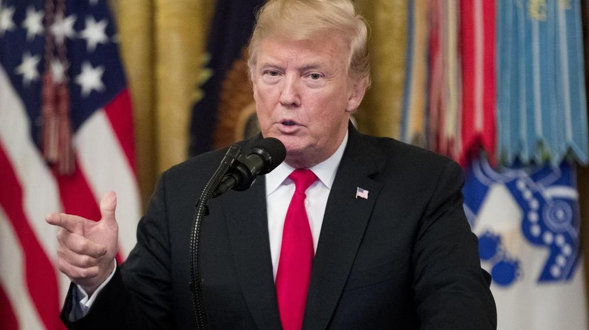 El presidente estadounidense, Donald J. Trump, habla durante una recepción para la Medalla de Honor del Congreso el miércoles 12 de septiembre de 2018, en la Casa Blanca en Washington, DC.