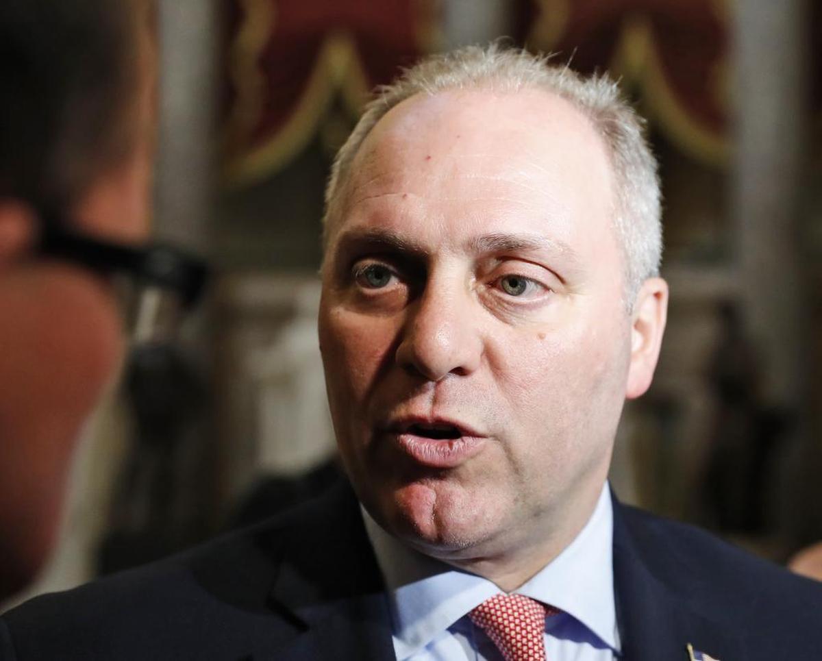 El congresista republicano Steve Scalise habla a los medios el 17 de mayo de 2017.