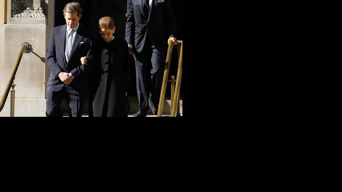 
Annette de la Renta asiste el lunes al funeral de Oscar de La Renta en la ciudad de Nueva York.


