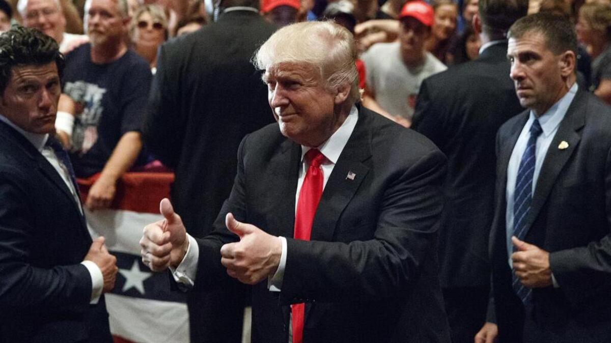 La mayoría de las encuestan muestran actualmente a Donald Trump cinco puntos o más atrás de Hillary Clinton a nivel nacional, pero Priebus pronosticó que se emparejarán y Trump “estará adelante conforme transcurra septiembre”.
