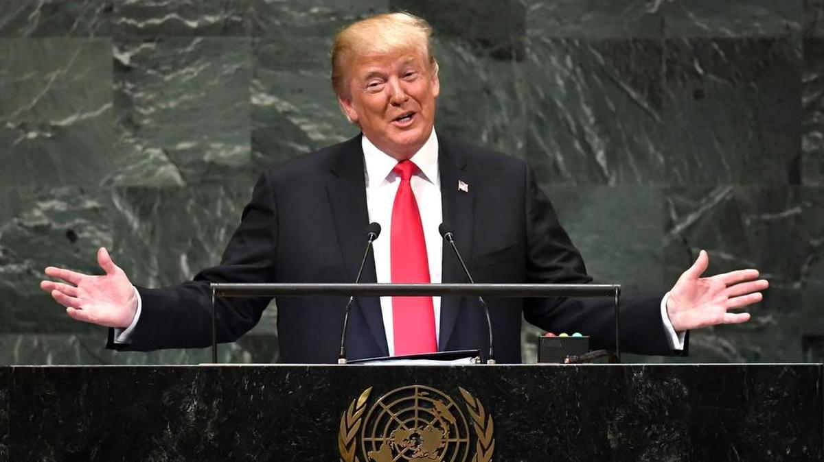 El presidente de los Estados Unidos, Donald Trump, se dirige a la 73ª sesión de la Asamblea General en las Naciones Unidas en Nueva York el 25 de septiembre de 2018.