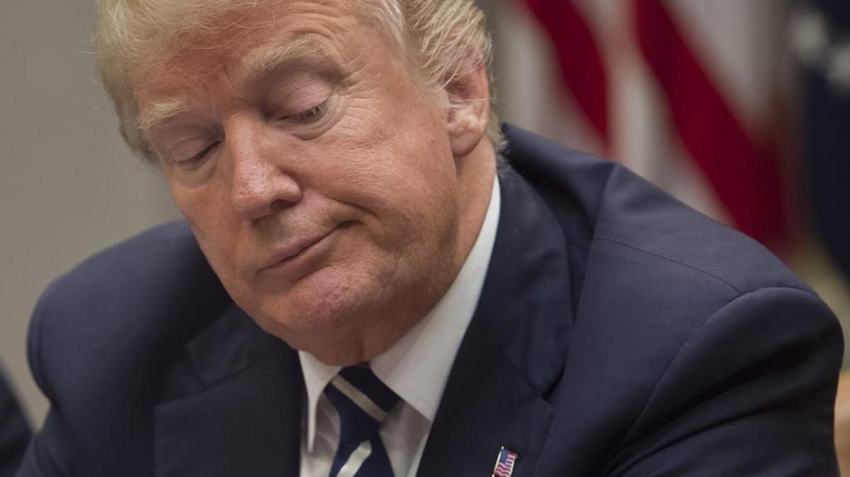 El presidente de los Estados Unidos, Donald Trump, atiende un debate sobre la reforma penitenciaria, en la Casa Blanca, Washington, DC, EEUU, el 11 de enero de 2018.