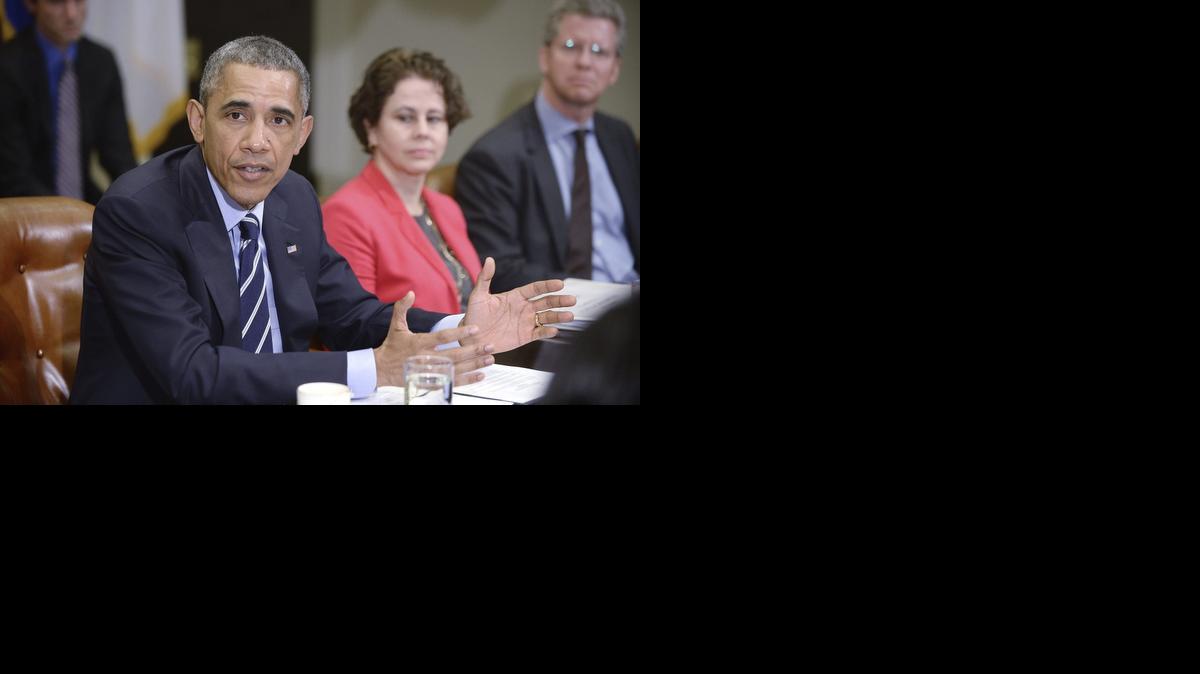 
El presidente estadounidense, Barack Obama, se reúne el lunes con directivos del Consejo de Escuelas de Grandes Ciudades en la sala Roosevelt de la Casablanca, en Washington.


