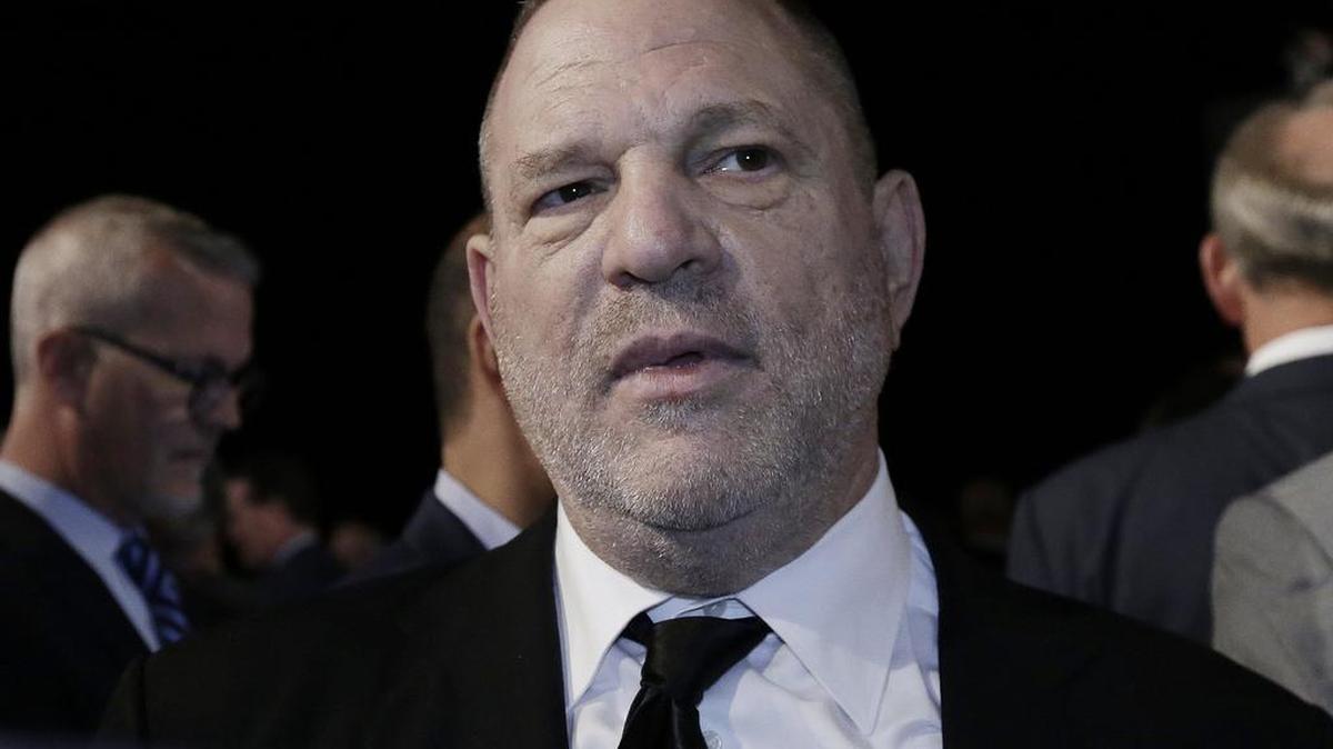 El productor estadounidense Harvey Weinstein antes del primer debate presidencial entre la demócrata Hillary Clinton y el republicano Donald Trump en la Universidad de Hofstra en Hempstead, Nueva York, EE UU, El 26 de septiembre de 2016.