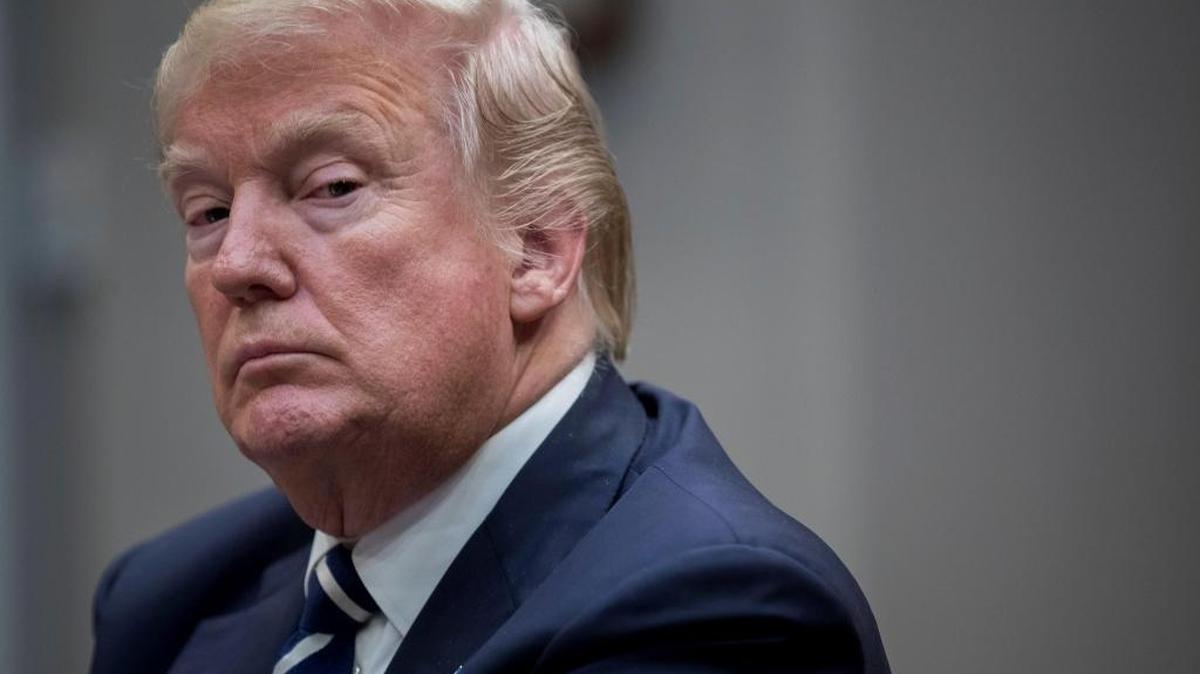 El presidente de los Estados Unidos, Donald Trump, atiende un debate sobre la reforma penitenciaria, en la Casa Blanca, Washington, EEUU, el 11 de enero del 2018.