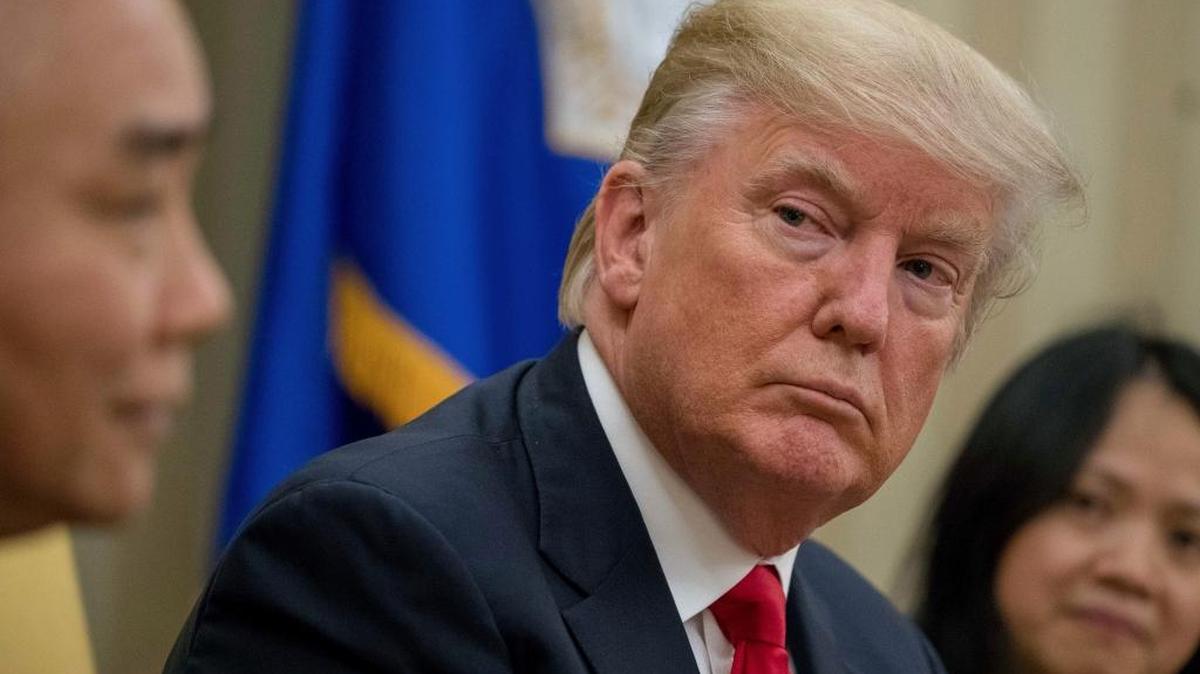 El presidente Donald Trump en reunión con el primer Ministro vietnamita Nguyen Xuan Phuc en la Oficina Oval en Washington,el 31 de mayo.