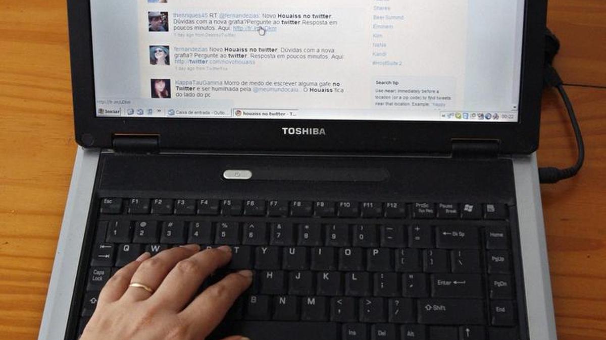 Sólo 6% de las personas en Estados Unidos dice tener mucha confianza en los medios de comunicación.
