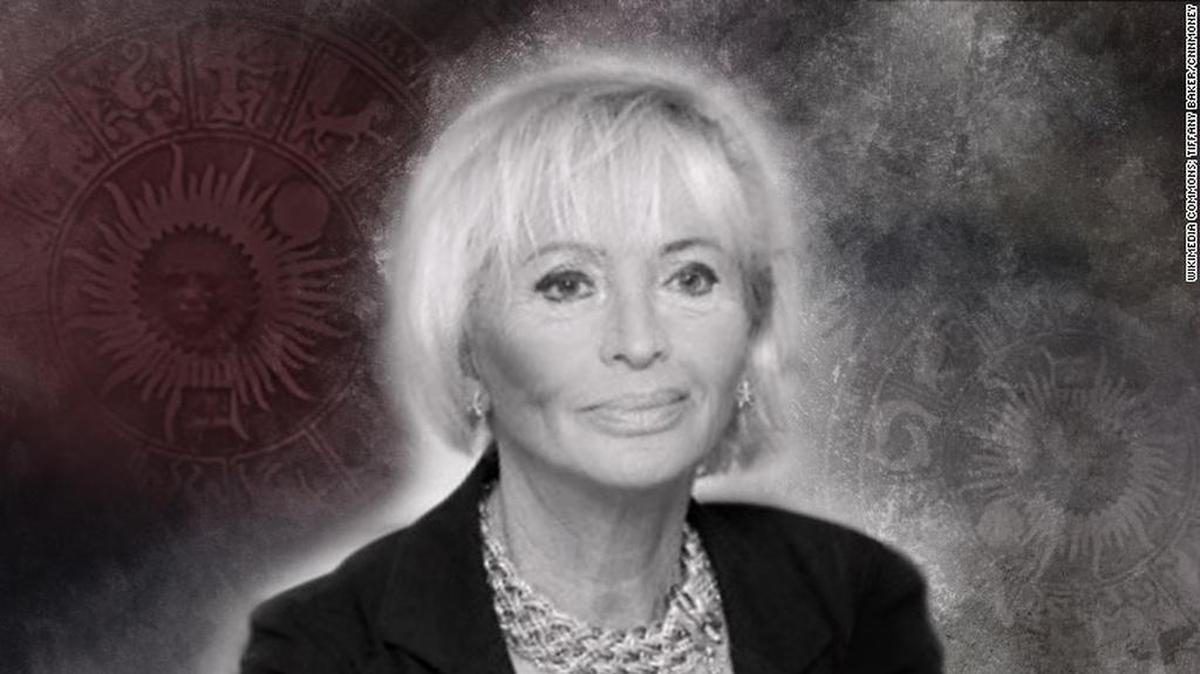 María Duval.