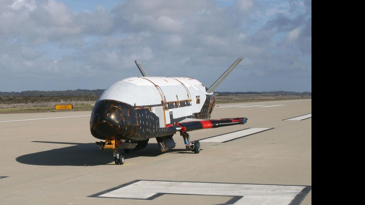 
El X-37B fue puesto en órbita con un cohete Atlas V lanzado desde Cabo Cañaveral.
