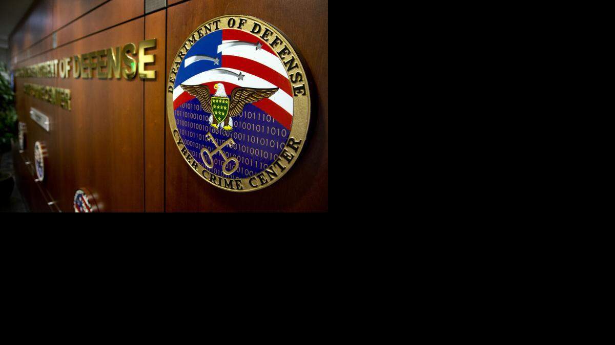 
Un funcionario de alto rango del Departamento de Estado dijo el domingo que fue detectada “actividad preocupante” en el sistema a la misma hora que ocurrió un incidente en la red informática de la Casa Blanca. 
