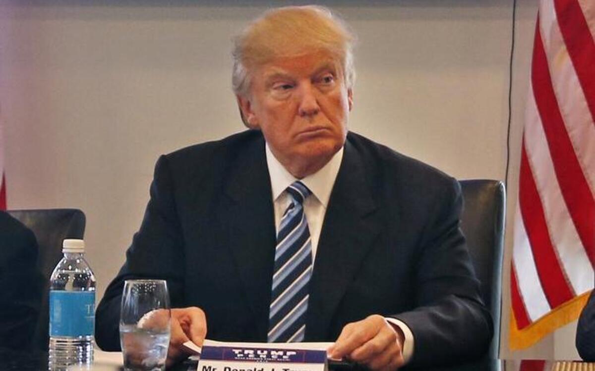 La confianza en Donald Trump se erosiona también entre los inversores, según un sondeo de Bloomberg Politics/Morning Consul.