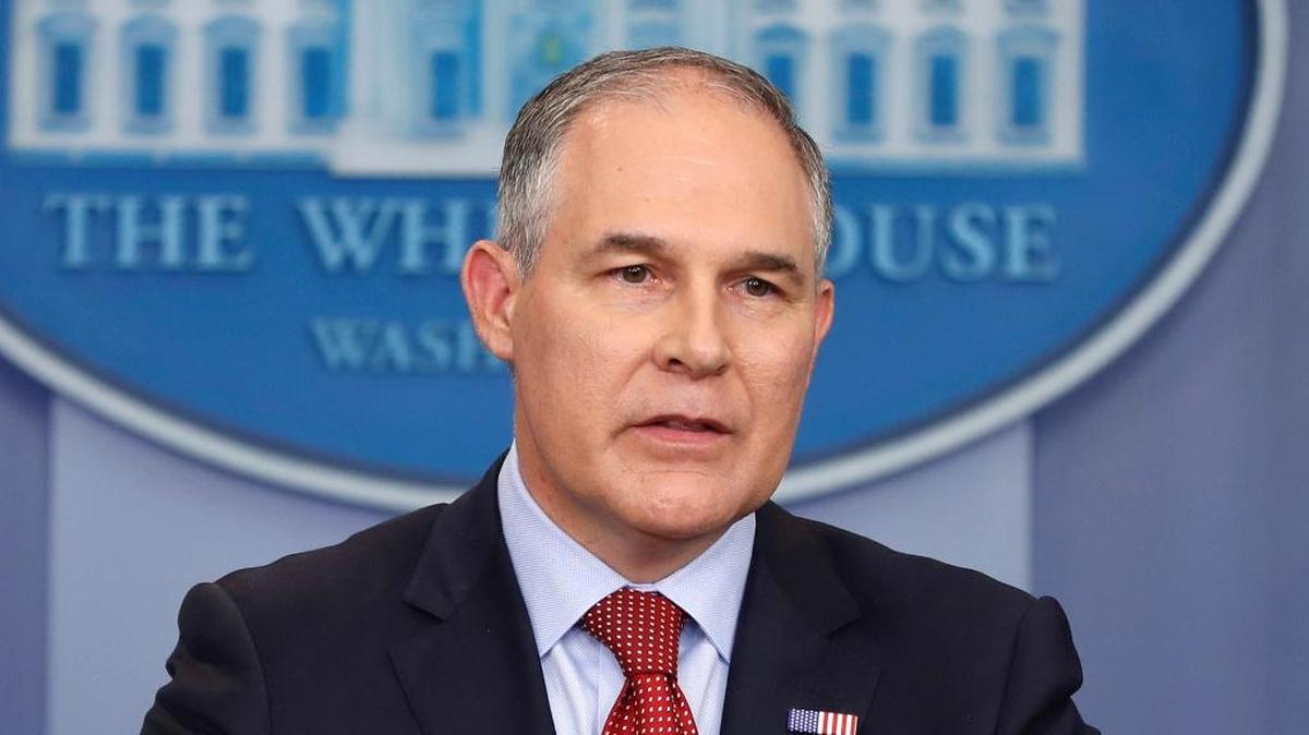 Scott Pruitt, director de la agencia estadounidense de Protección Ambiental (EPA, en inglés), firmó una Propuesta de Reforma de Reglas que elimina los efectos del Plan de Energía Limpia (PEL), el cual había sido adoptado por un decreto del presidente Obama en 2015.