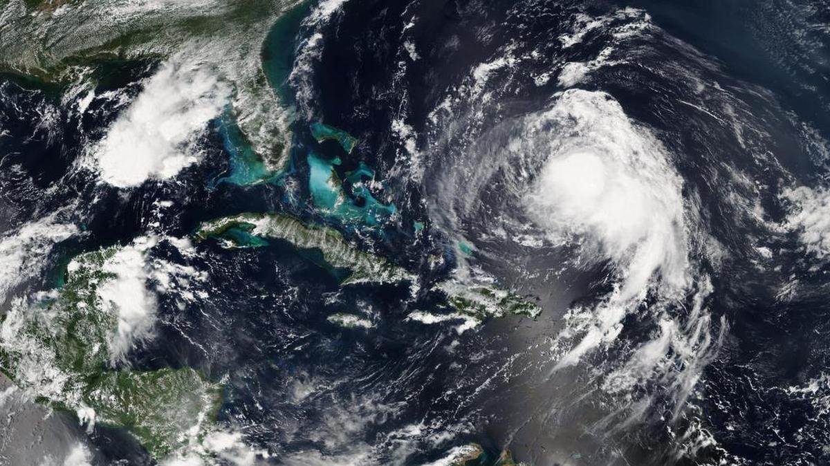 Una foto de la Administración Nacional Oceánica y Atmosférica (NOAA) el 16 de septiembre de 2017 muestra una imagen adquirida por el satélite del Huracán José en el Océano Atlántico, 14 de septiembre de 2017.