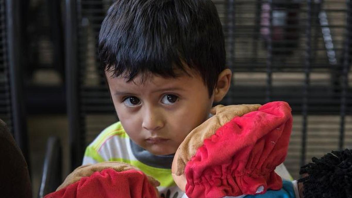 Adán Galicia López, de 3 años, estuvo separado de su madre durante cuatro meses, en Phoenix, el 10 de julio de 2018.