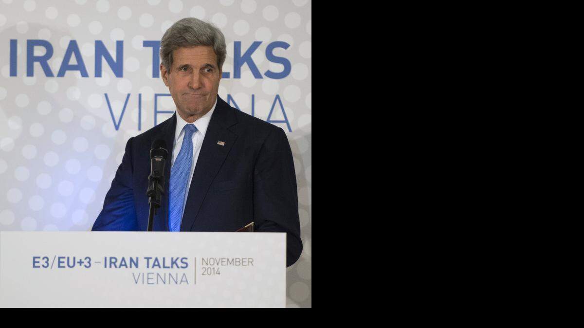 
El secretario de Estado John Kerry durante una conferencia de prensa en Viena sobre el estado de las negociaciones con Irán.


