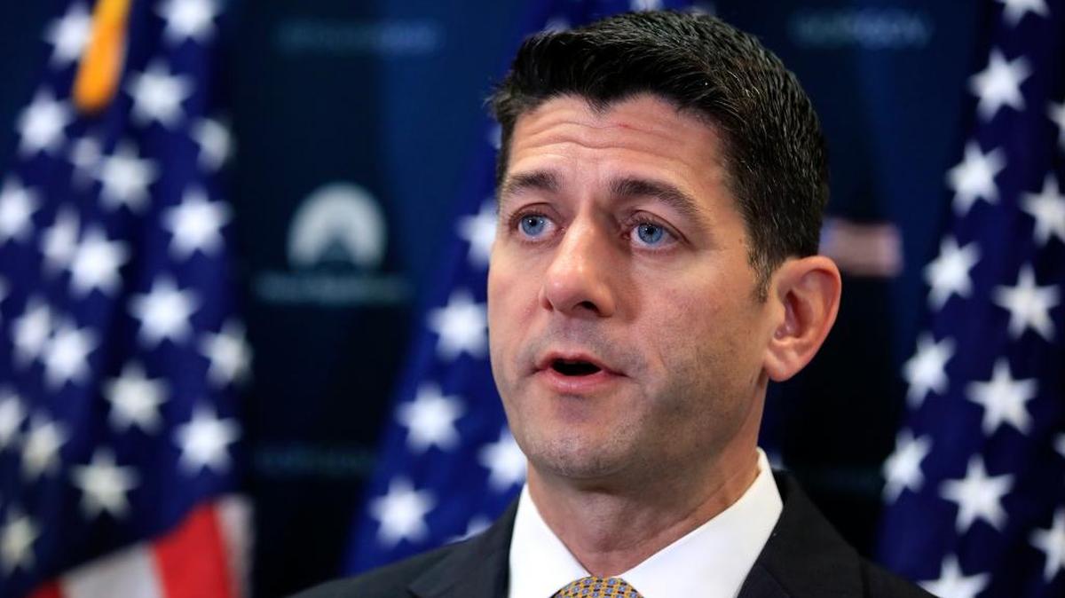 El presidente de la Cámara, Paul Ryan, habla en una conferencia de prensa en el Capitolio en Washington, el 25 de julio.