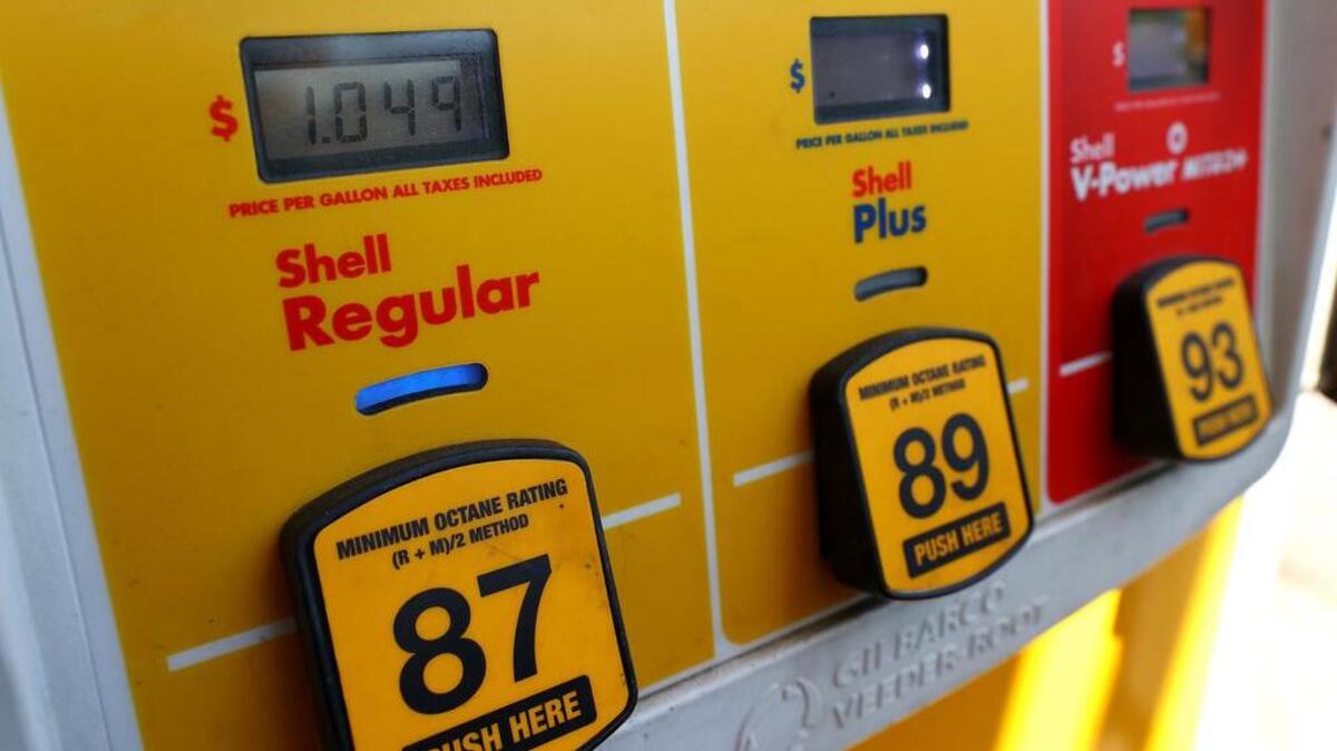 El precio de la gasolina ha caído más de un 20% en general en semanas recientes.