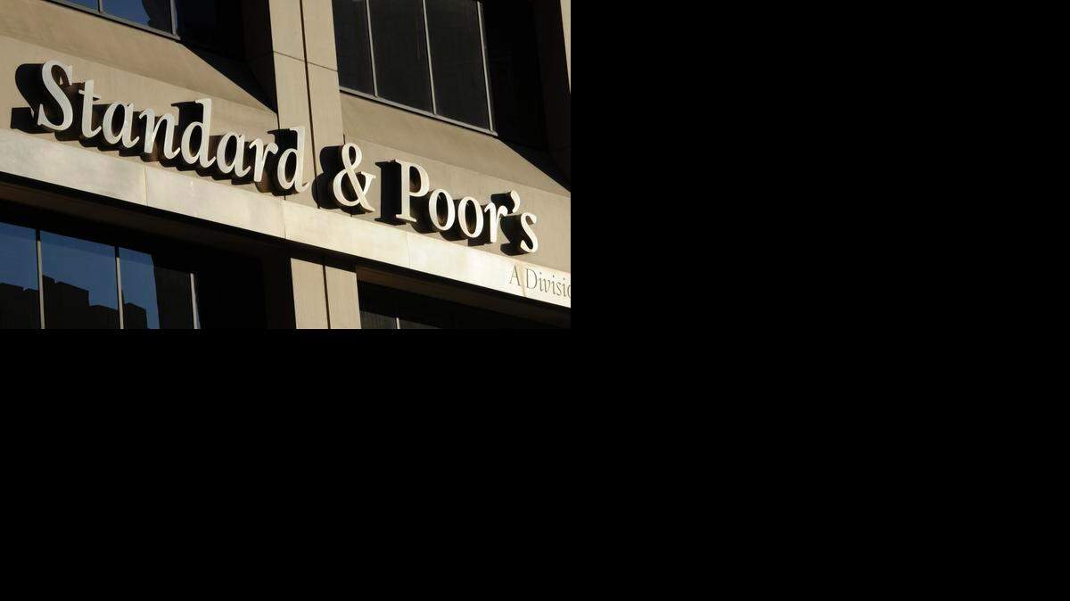 
Una vista de la fachada de la agencia de calificaciones Standard & Poor's en Nueva York.
