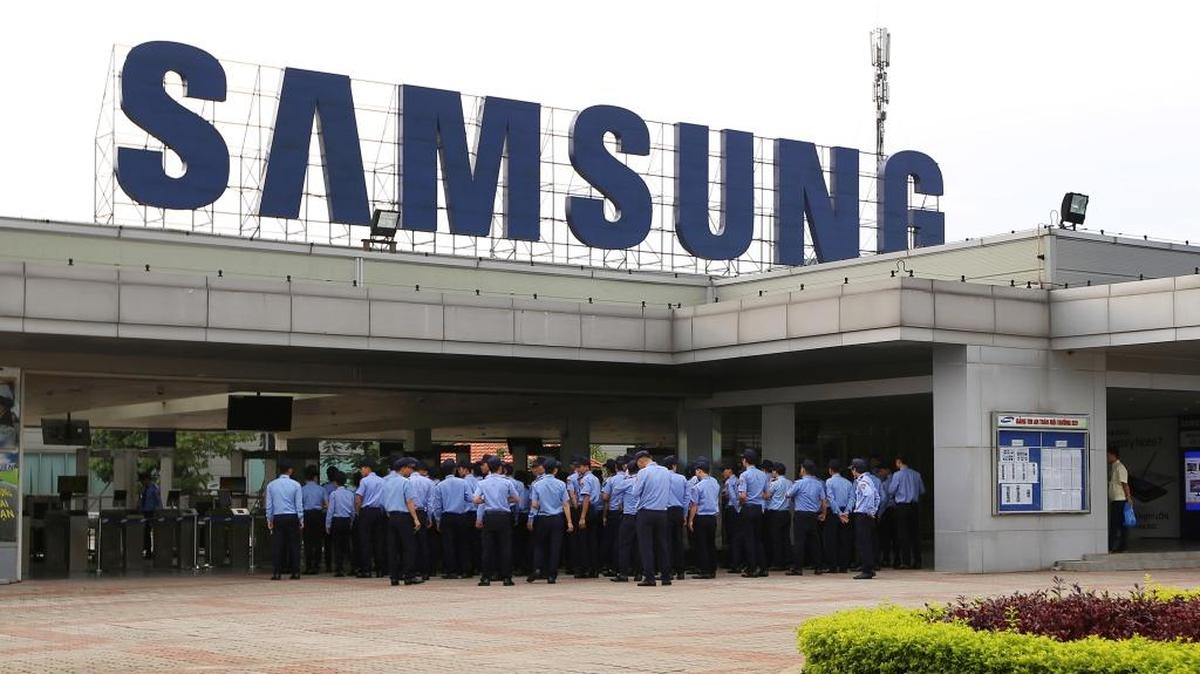 Planta de Samsung Electronics Vietnam Co, en el parque industrial Yen Phong en la provincia Bac Ninh,Vietnam. Esa empresa y su filial han construido un pueblo industrial y la inversión ha sido un golpe de suerte para los negocios en esa zona.