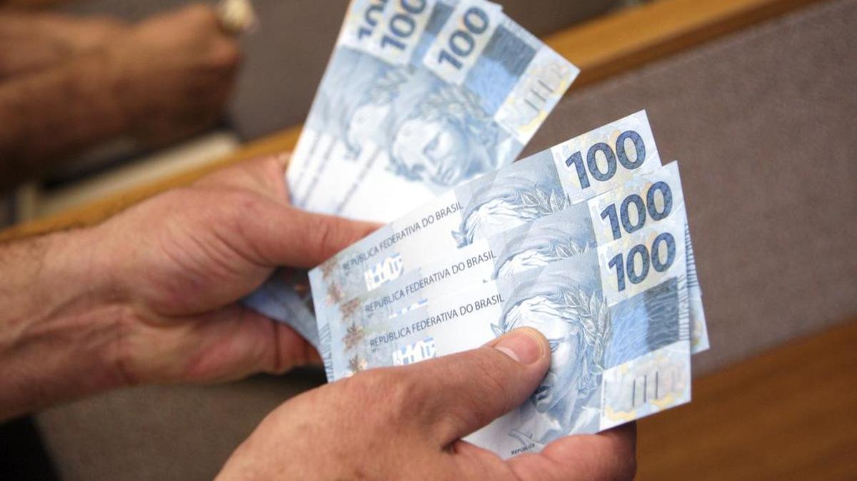 
El real brasileño se cambiaba el viernes a 3.493 por dólar.
