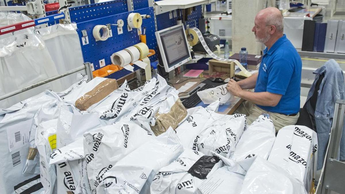 
Amazon ya había sido cuestionado en el pasado por las condiciones de trabajo que impone a los trabajadores de sus centros de distribución de envíos.
