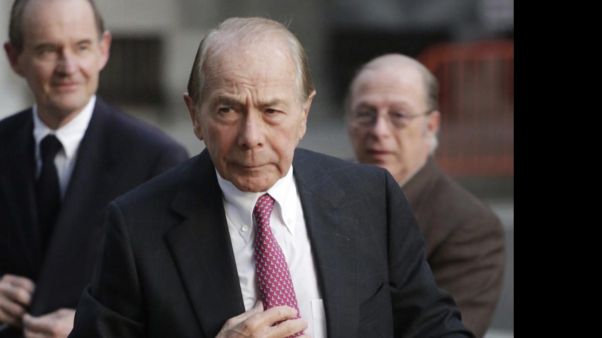 
Maurice Greenberg, presidente de AIG, reclamaba al gobierno junto a otros accionistas reunidos en el seno de la sociedad Starr International más de $40,000 millones.
