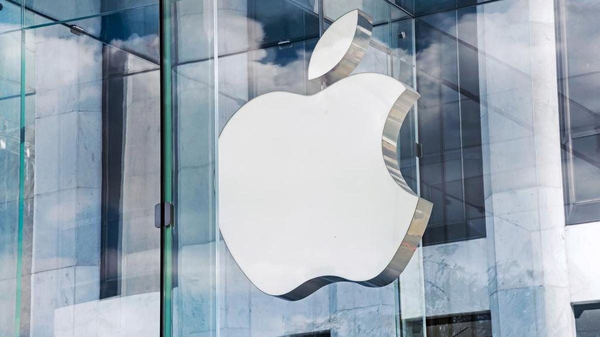Apple está ofreciendo 50 puestos en Estados Unidos para trabajar desde la casa brindando asistencia técnica a los clientes.