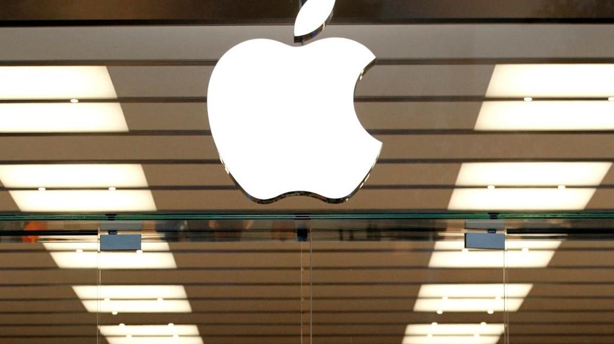 Apple se sumó a las compañías autorizadas a experimentar con automóviles sin conductor en el estado de California, según una lista actualizada divulgada este viernes por las autoridades.