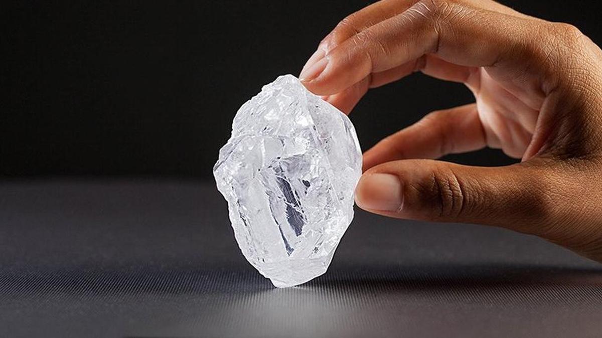 La piedra preciosa llegó a salir a subasta en 2016 en la casa Sotheby's de Londres pero no halló comprador que quisiera pagar $70 millones.