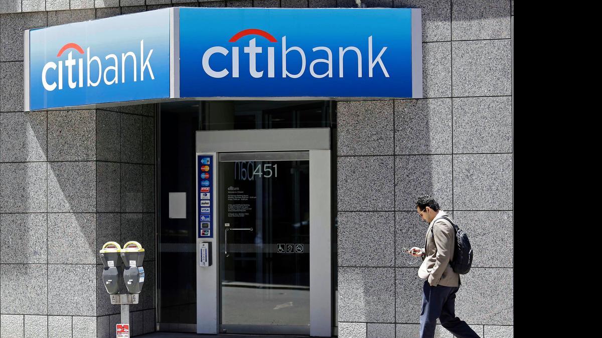 
Las autoridades anunciaron el martes, que el grupo bancario Citibank deberá pagar una compensación de $700 millones por utilizar prácticas ilegales con tarjetas de crédito.
