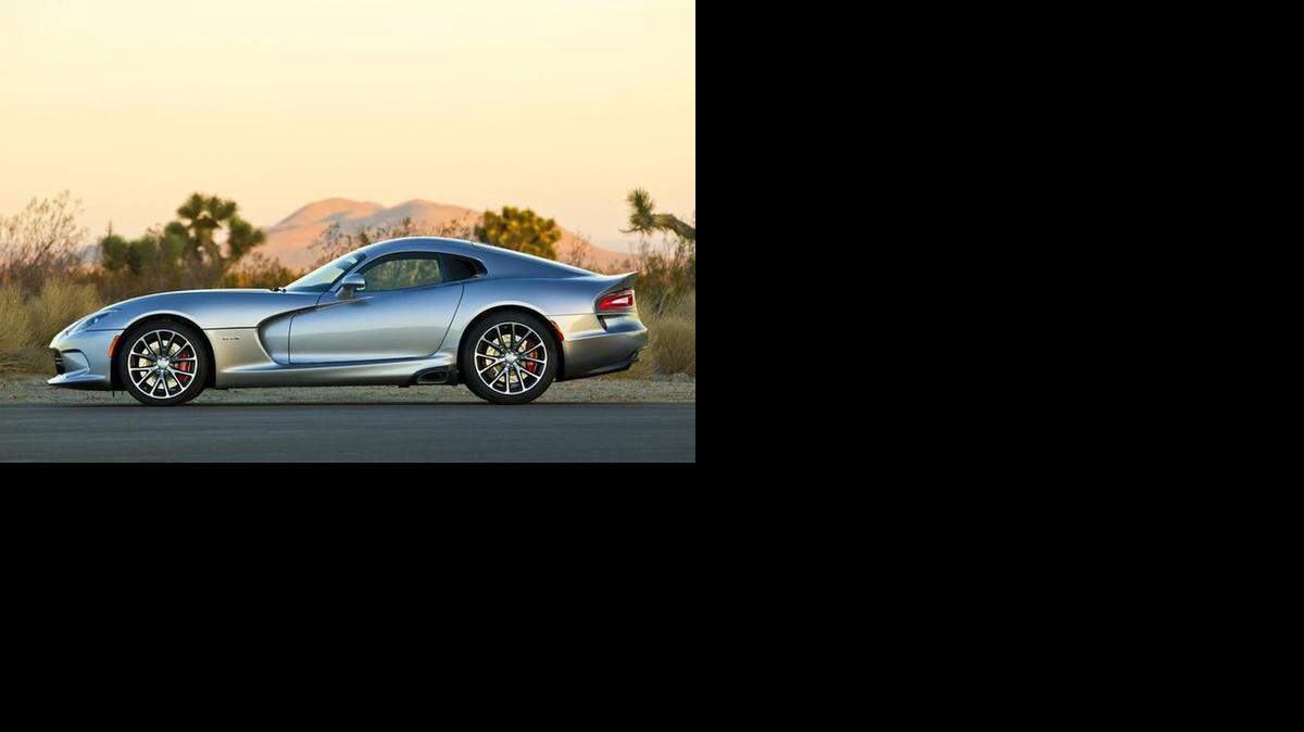 
El inigualable Dodge Viper, en su edición del 2015, viene con más potencia, refinamiento y con el toque extraordinario de una elaboración de artesanos de la tecnología.
