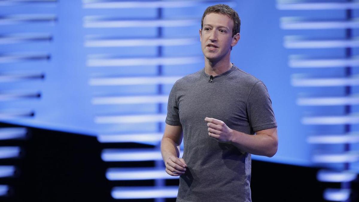 El CEO de Facebook, Mark Zuckerberg, presentó el miércoles el nuevo Oculus, un auricular de realidad virtual desconectado de computadoras. Foto de archivo.