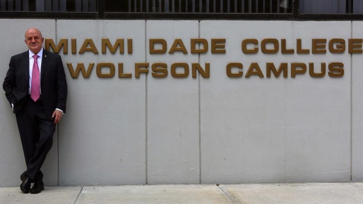 Eduardo Padrón, presidente del Miami Dade College. La Escuela de Negocios de ese centro universitario recibió una subvención de $75,000 para continuar con su programa de capacitación de pequeñas empresas.