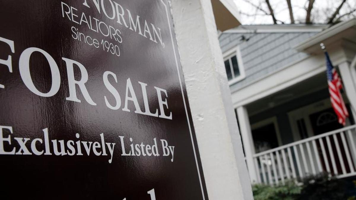 Una casa en venta en Atlanta. Es importante entender la planificación general asociada con la venta de los inmuebles y cómo están sujetos a impuestos.