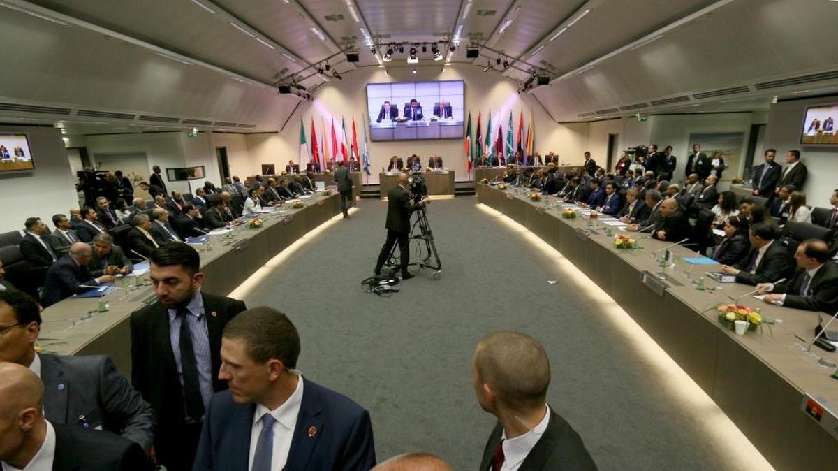 Vista general de la reunión en junio de ministros de los países miembros de la Opep, en su sede en Viena.