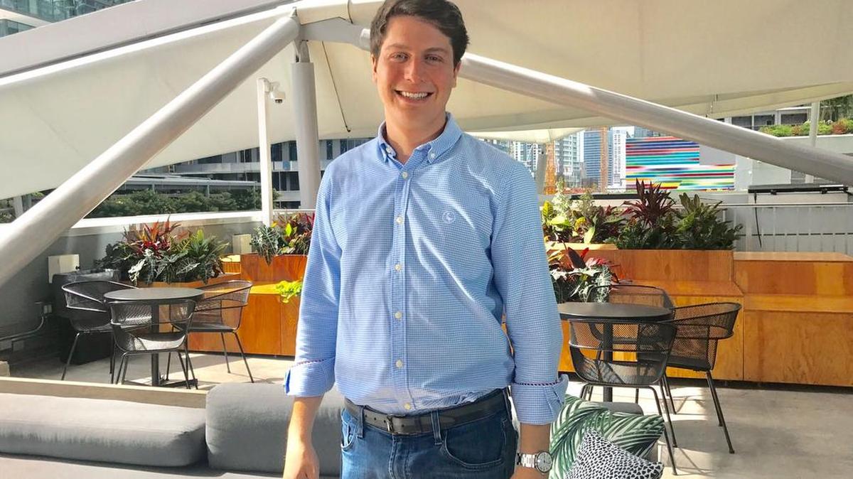 Yoel Gavlovski, cofundador y vicepresidente de Operaciones de la empresa poder.IO que se especializa en inteligencia artificial.