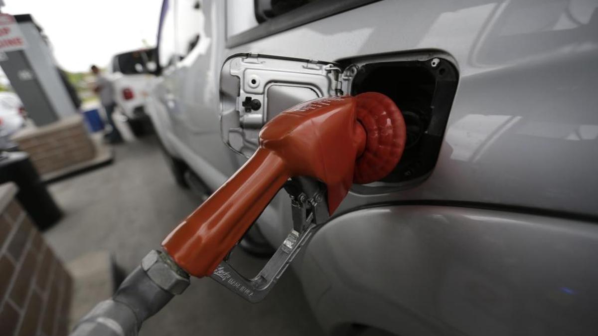 Los precios de la energía, que han empujado a la baja al IPC durante meses, se incrementaron en un 0.3% en octubre. La gasolina también se encareció después de dos meses de declives significativos.