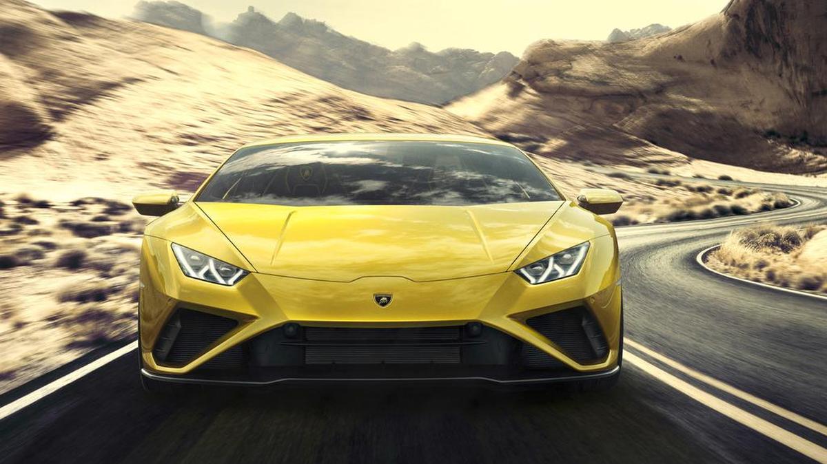 El Lamborghini Huracan Evo combina niveles inmejorables de rendimiento con un interior bien acabado y una conducción tranquila y cómoda.  