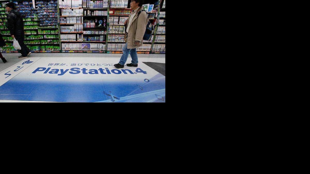 <cutline_leadin>El grupo</cutline_leadin> japonés Sony indicó que había vendido 18.5 millones de unidades de su PlayStation 4, de ellos cuatro millones en las fiestas de fin de año.