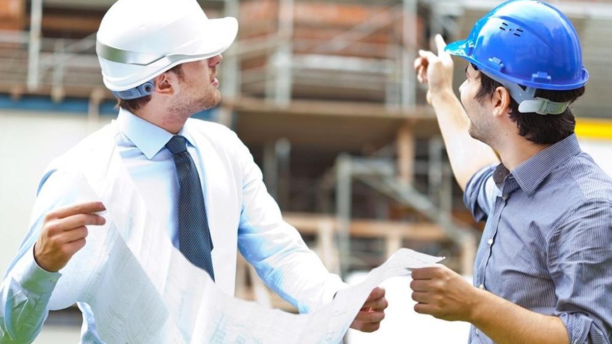 El Máster va dirigido a profesionales que necesitan aumentar sus conocimientos relativos a la obra marítima, a todo aquel profesional del sector de la construcción con conocimientos básicos en ingeniería civil.