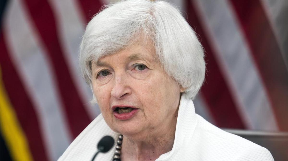 La presidenta de la Reserva Federal (Fed), Janet Yellen, habla durante una rueda de prensa tras la reunión de política monetaria de la Fed el 20 de septiembre 2017, en Washington.