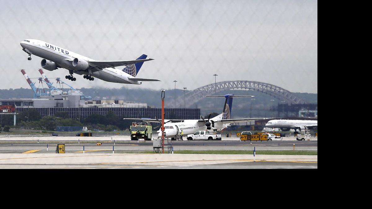 
American Airlines, United Continental, Delta AirLines y Southwest Airlines, las cuatro grandes líneas aéreas estadounidenses, han visto aumentar sus beneficios al menos un 30% en el segundo trimestre.
