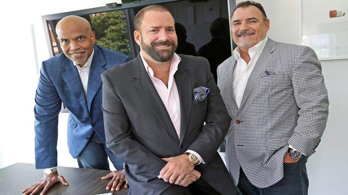 
Courtney Cunningham, Manuel E. Machado y Al García-Serra, tres de los cinco socios fundadores de la nueva compañía de servicios publicitarios Commonground/MGS.
