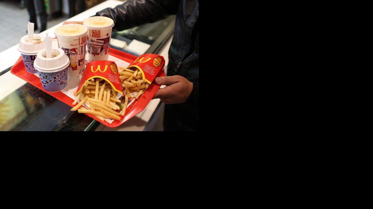 
McDonald’s tuvo una caída del 1 por ciento en las ventas en EEUU y una baja de 4.2 por ciento Asia-Pacífico, el Medio Oriente y Africa.
