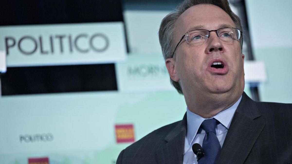 John Williams, presidente de la Reserva Federal en San Fracisco, habla en un evento el martes en Washington.Williams y el titular de ese banco central en Atlanta, Dennis Lockhart, dijeron que dos incrementos en las tasas de interés podrían estar justificados este año.