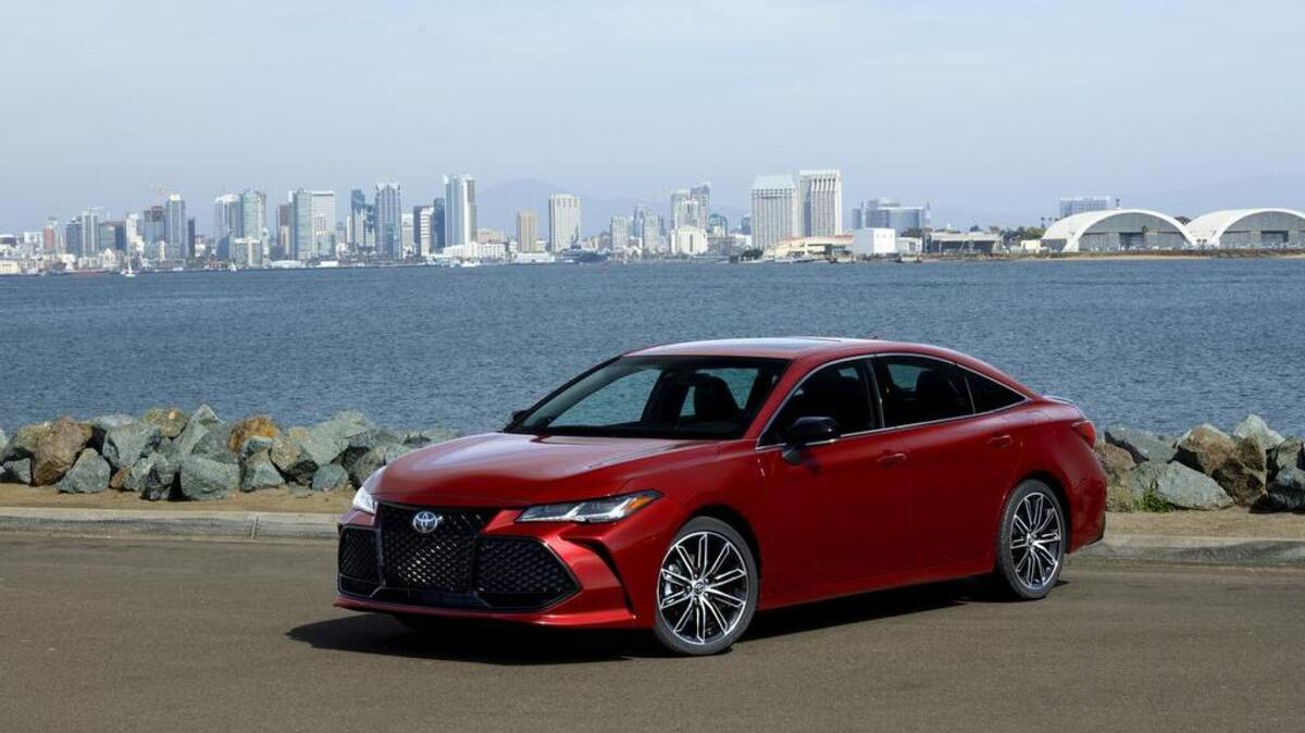 El Toyota Avalon siempre impresiona por su diseño, pero es además el sedán que más tiempo conservan los propietarios por su calidad y confiabilidad.