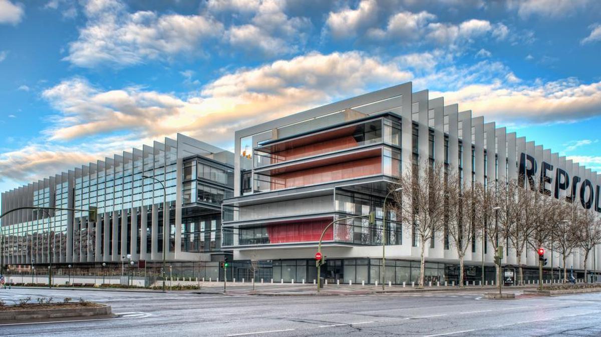 Vista general de la nueva sede de Repsol, Campus Empresarial. Esa empresa junto con Indra presentarán su sistema automatizado de detección temprana de hidrocarburos (HEADS).