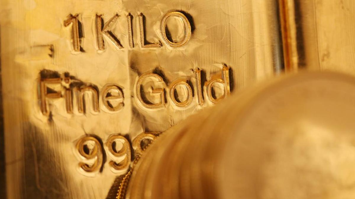 
Los precios del oro han descendido notablemente, pero el metal sigue siendo un refugio buscado por inversores.


