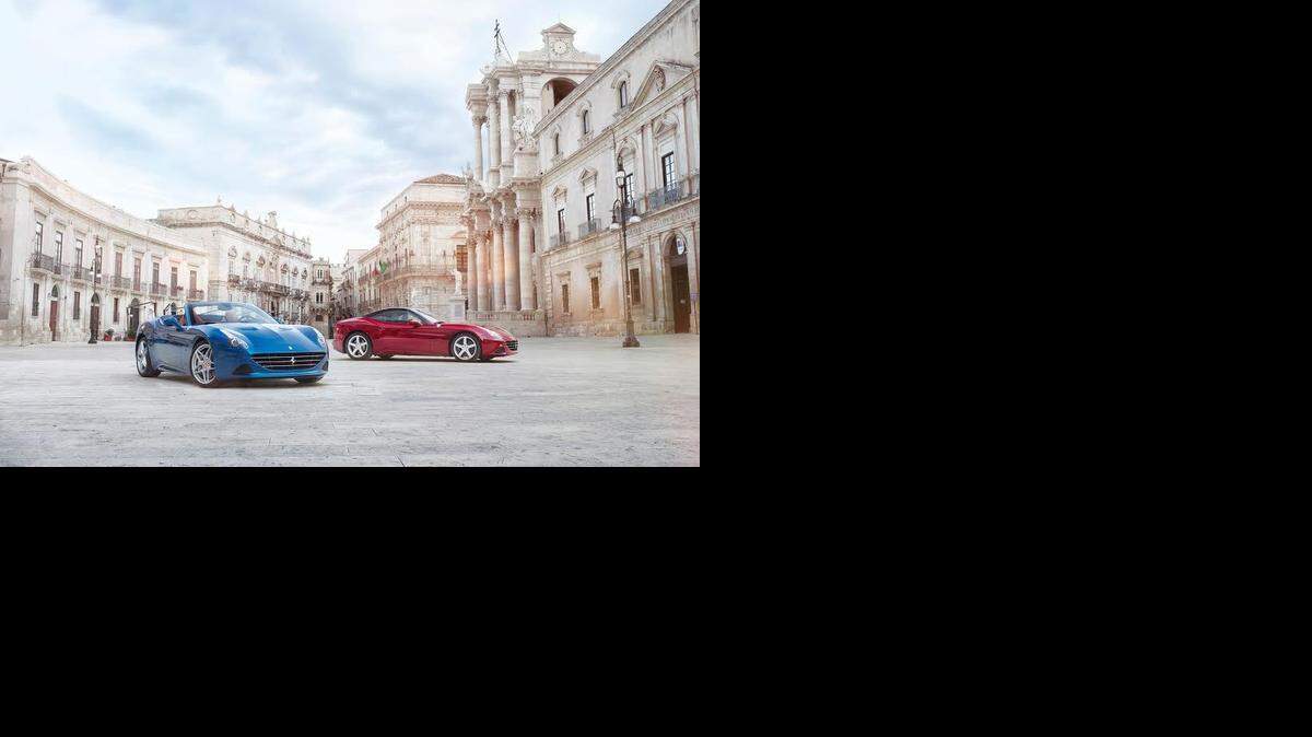 
El Ferrari California T del 2015 se inspira en el mítico Ferrari 250 Testa Rossa cuyas clásicas líneas no se borran de la mente de los amantes del timón
