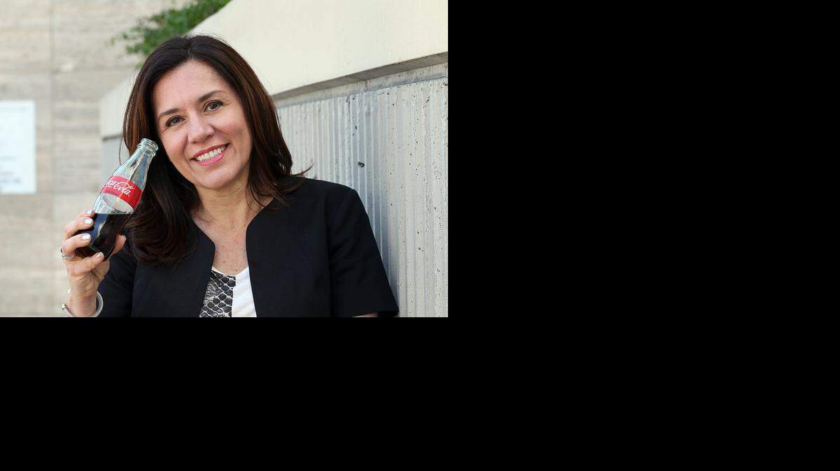 
Alba Castillo Adamo, directora del grupo de mercadeo hispano de Coca-Cola para Norteamérica, durante su intervención en Hispanicize en Miami, el pasado viernes. 
